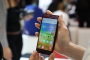 IFA 2014: Lenovo Vibe X2: Sparsamer und schneller mit acht Kernen | heise online